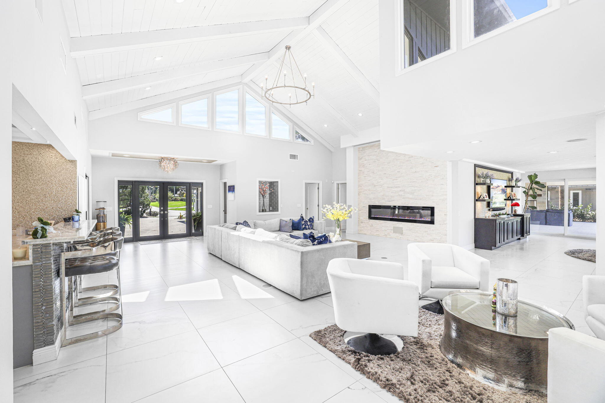 EASTPOINTE - Residential