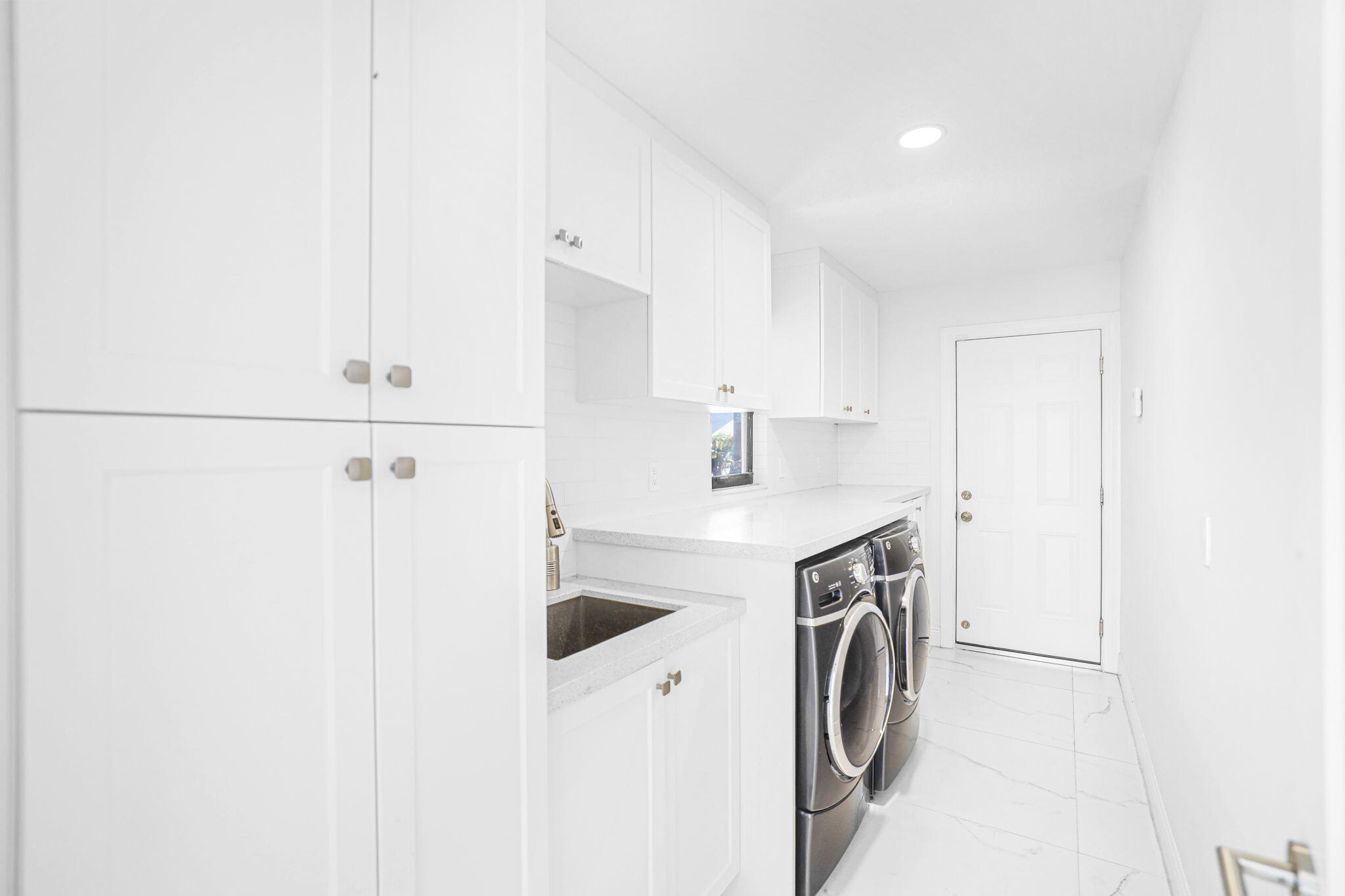 EASTPOINTE - Residential