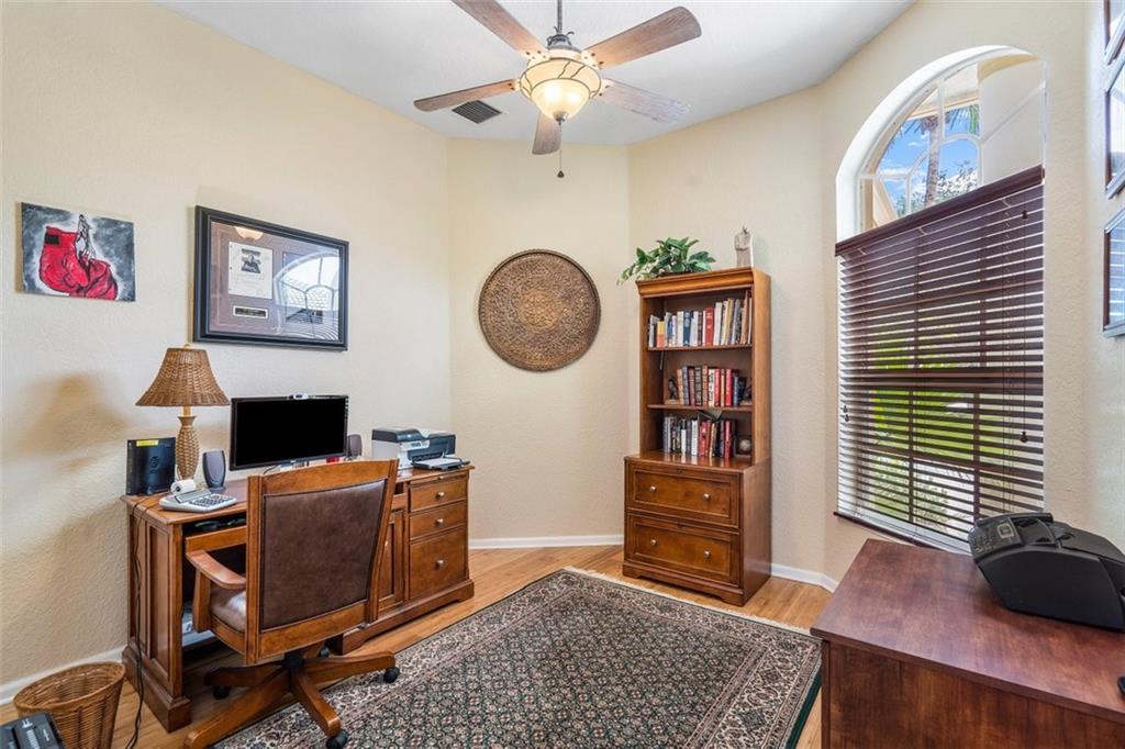 Fox Ridge 157-8 B - Residential