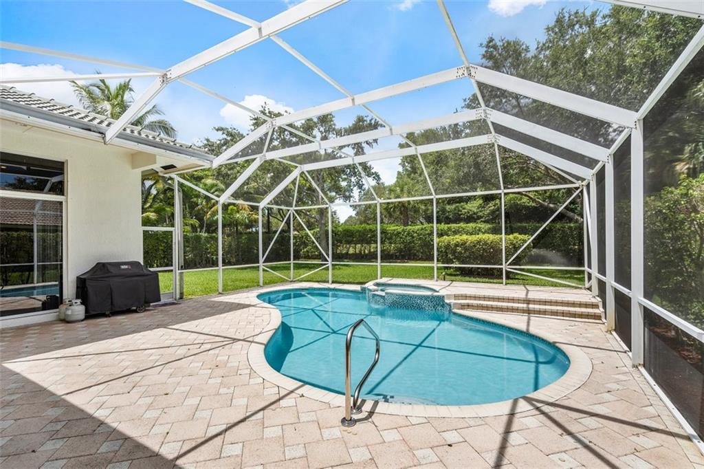 Fox Ridge 157-8 B - Residential
