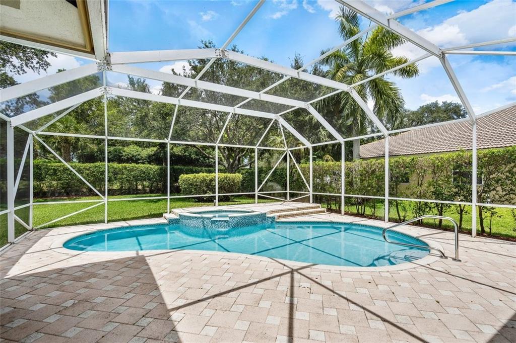 Fox Ridge 157-8 B - Residential