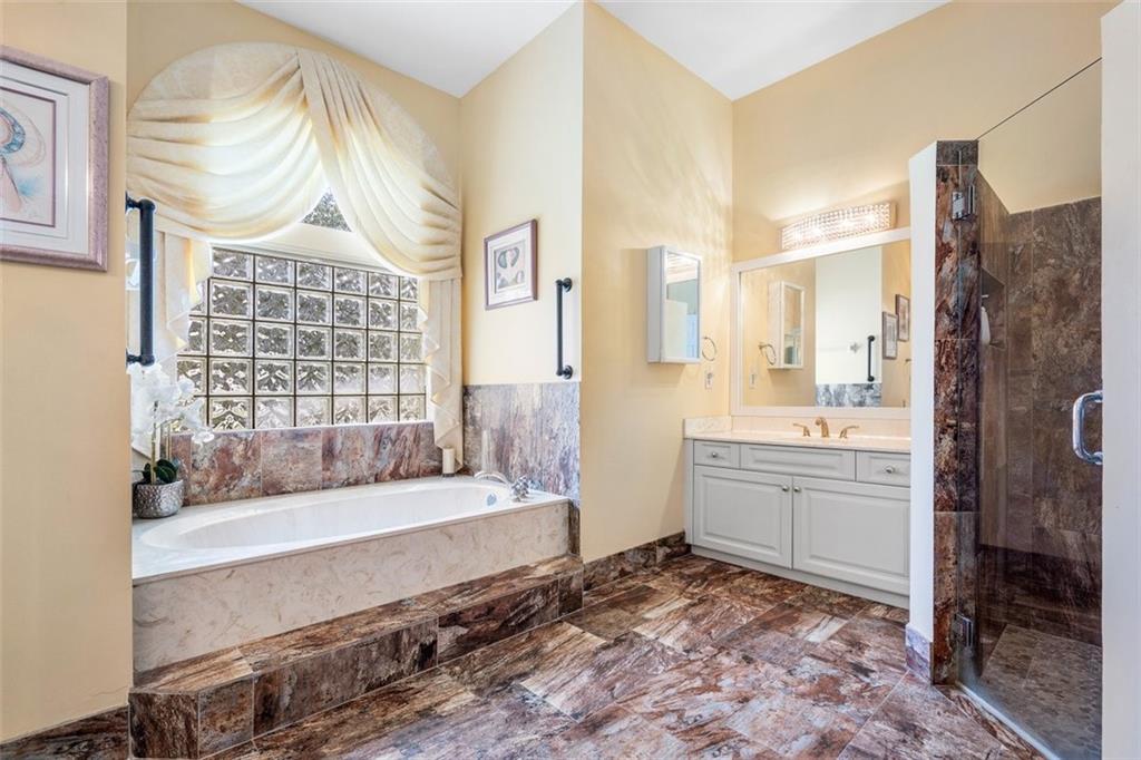 Fox Ridge 157-8 B - Residential