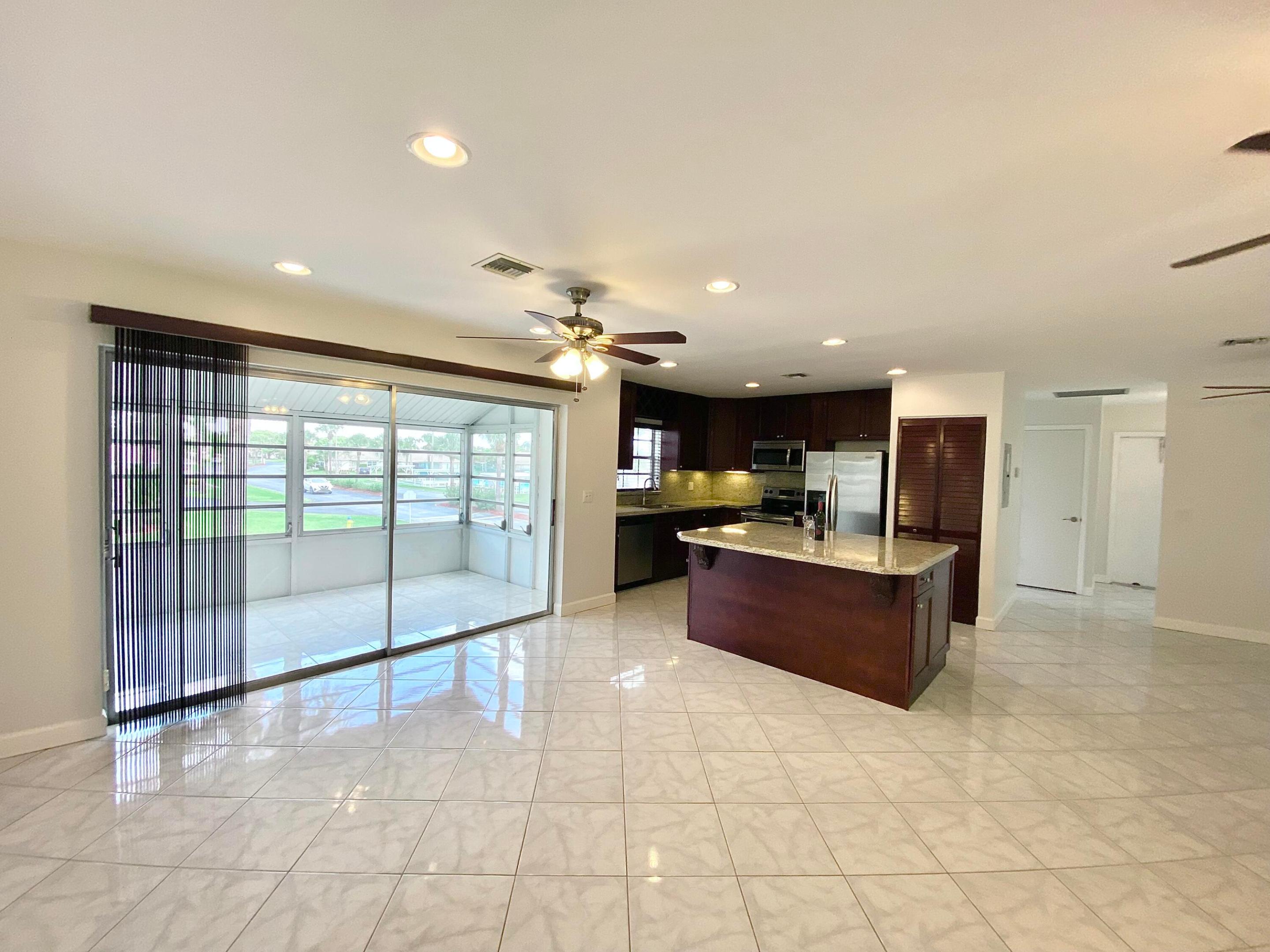 HIGH POINT OF FORT PIERCE CONDOMINIUM SECTION 3 - Residential