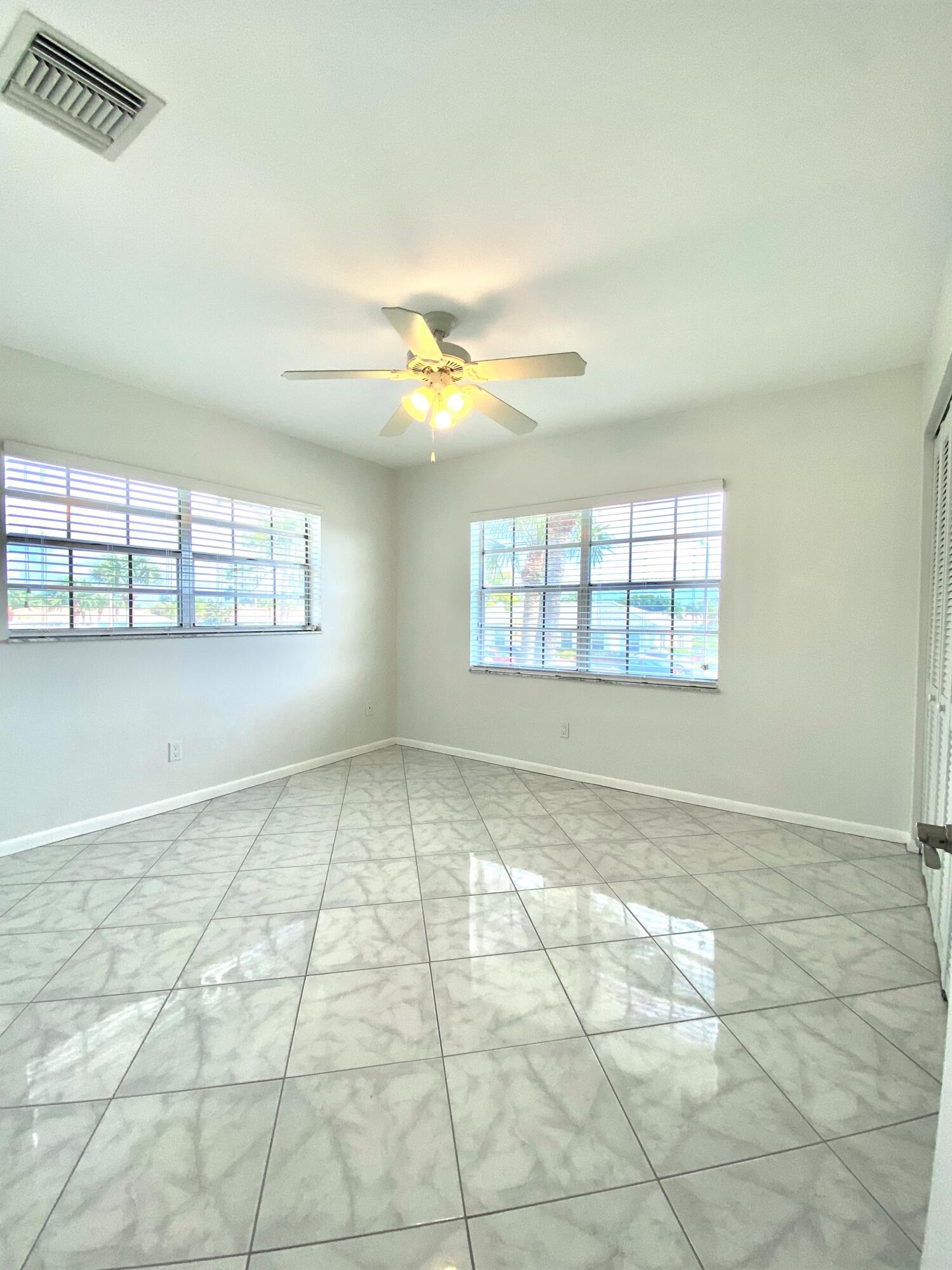 HIGH POINT OF FORT PIERCE CONDOMINIUM SECTION 3 - Residential