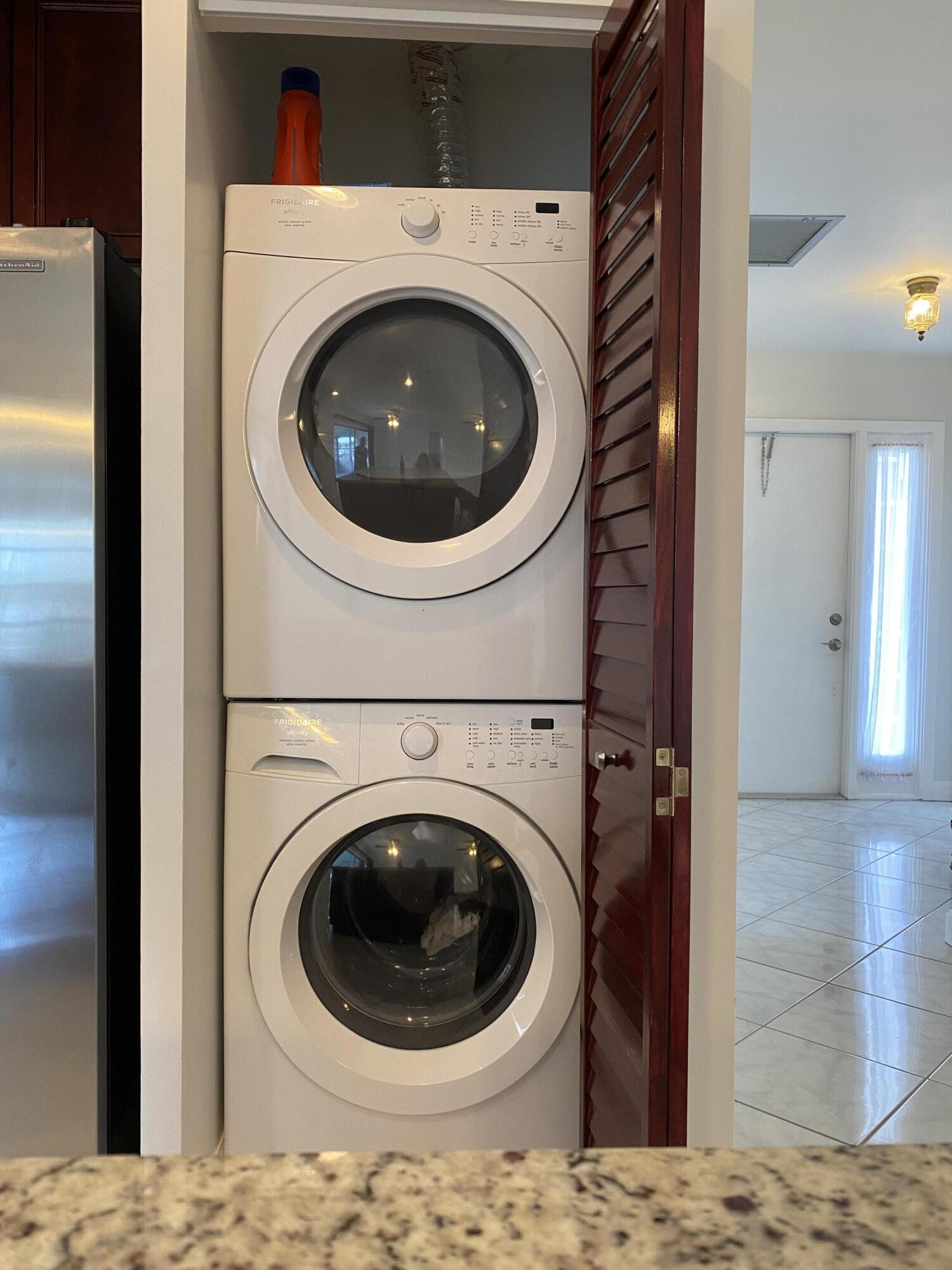 HIGH POINT OF FORT PIERCE CONDOMINIUM SECTION 3 - Residential