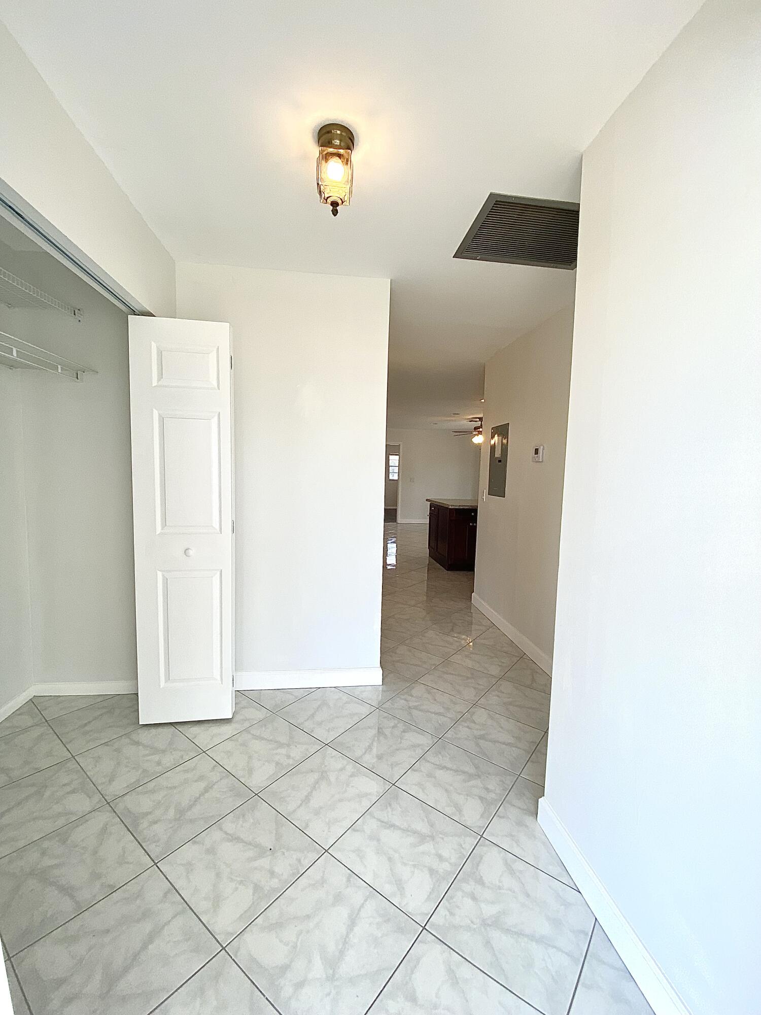 HIGH POINT OF FORT PIERCE CONDOMINIUM SECTION 3 - Residential