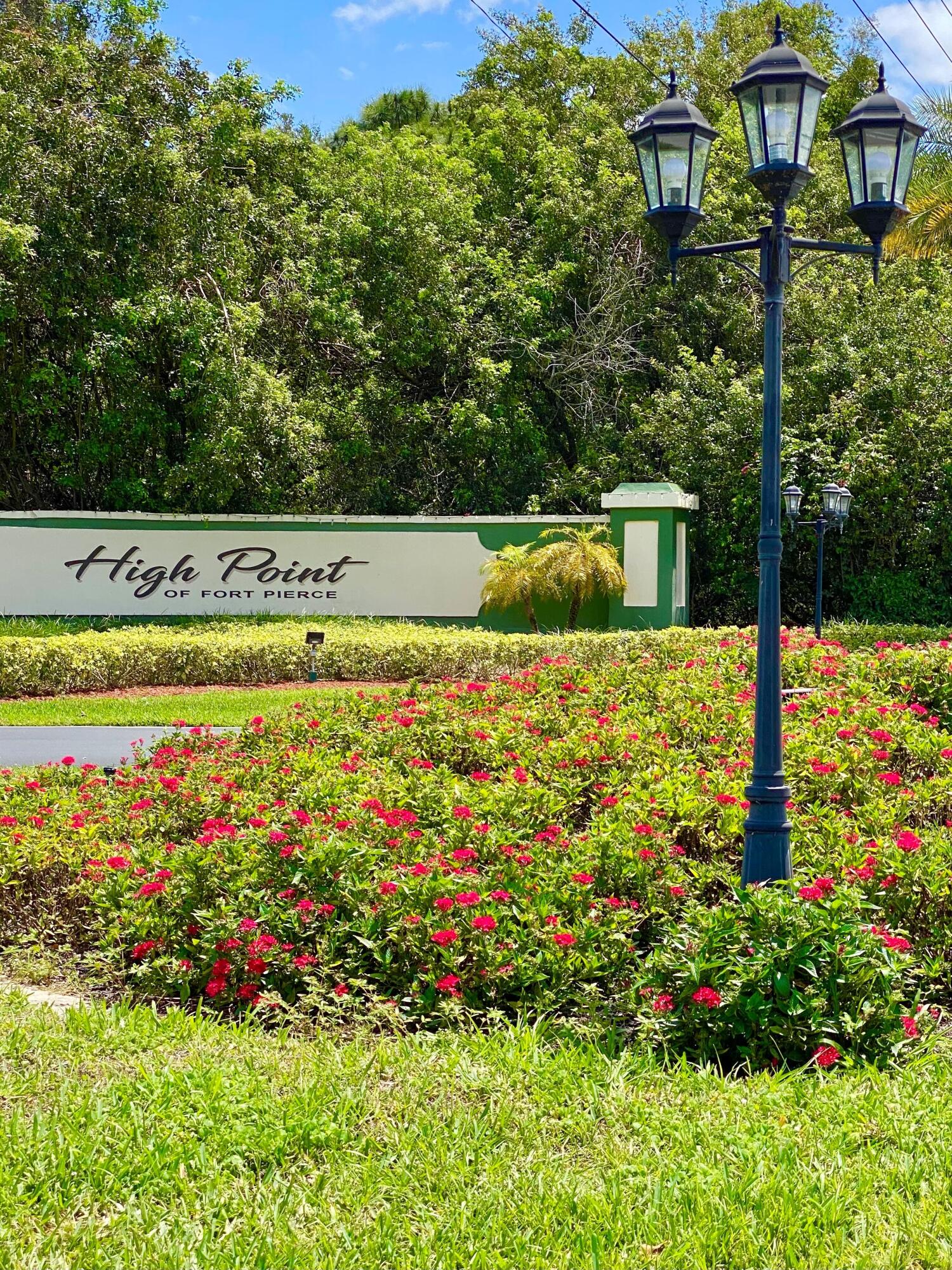 HIGH POINT OF FORT PIERCE CONDOMINIUM SECTION 3 - Residential