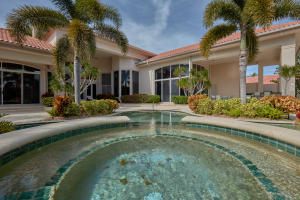 ADMIRALS COVE - Residential