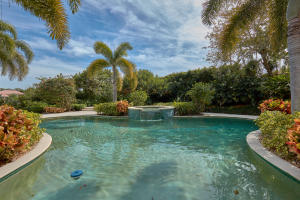 ADMIRALS COVE - Residential