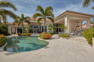 ADMIRALS COVE - Residential