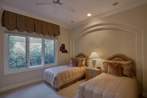 ADMIRALS COVE - Residential