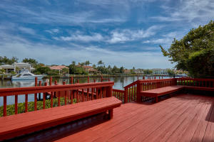 ADMIRALS COVE - Residential