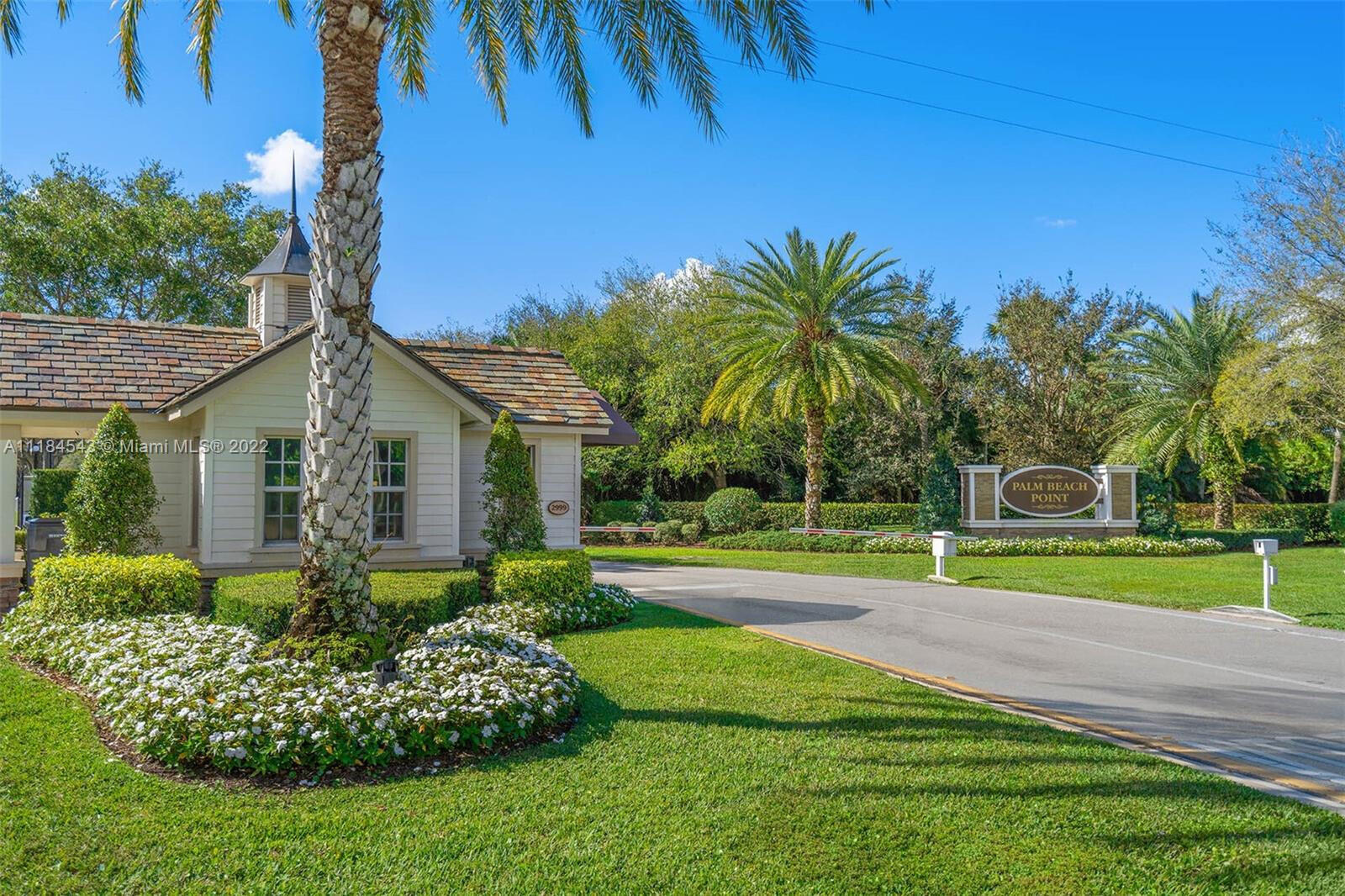 PALM BEACH POINT - Residential