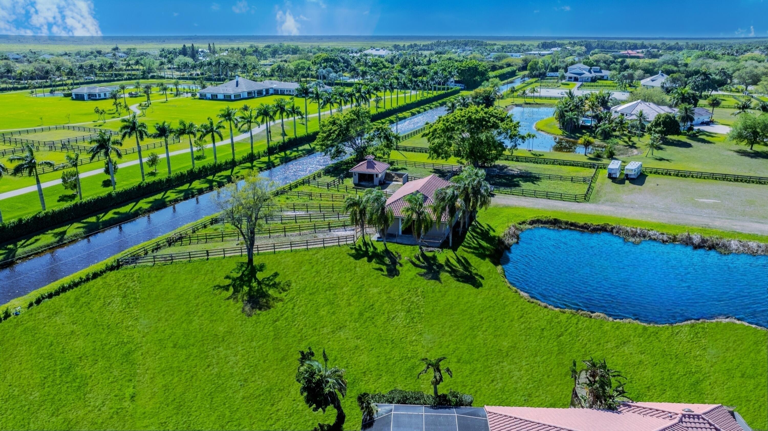 PALM BEACH POINT - Residential