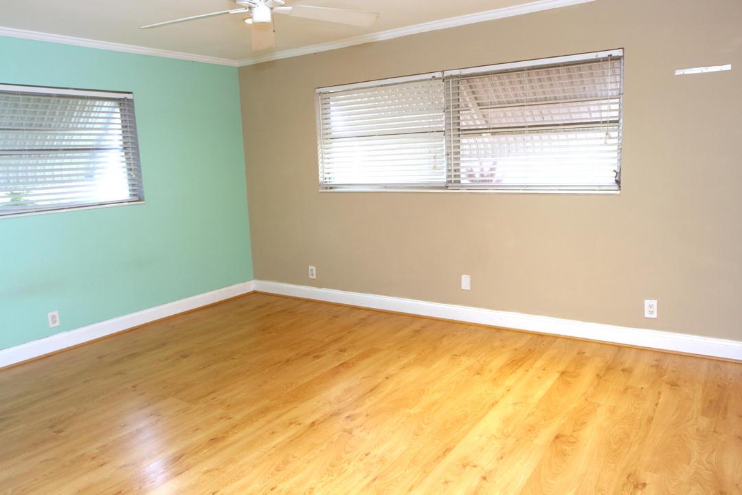 SHOREWOOD - Residential Lease