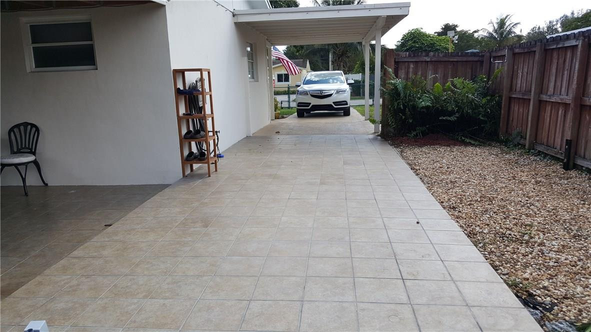 Silver Lake 51-31 B - Residential