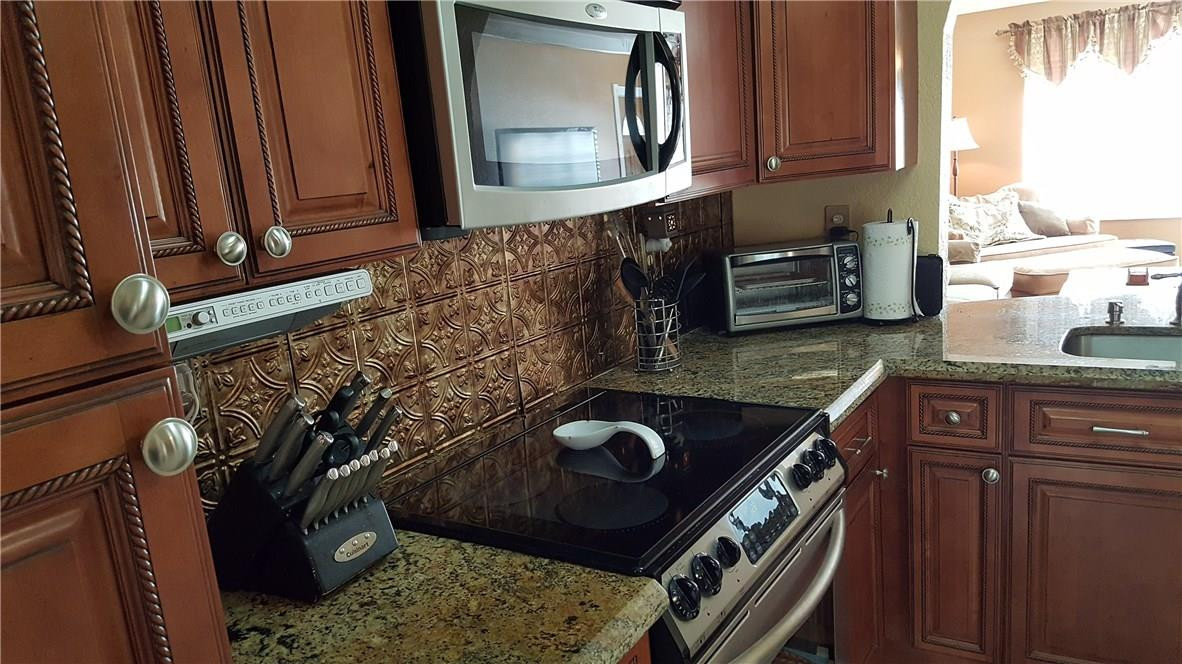 Silver Lake 51-31 B - Residential