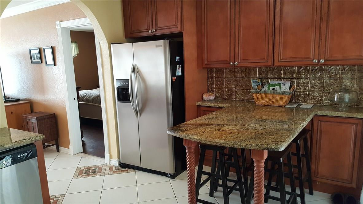 Silver Lake 51-31 B - Residential