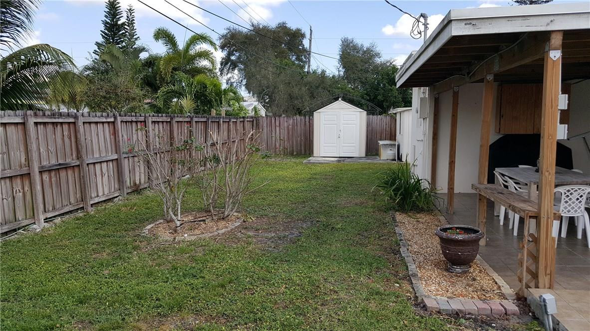 Silver Lake 51-31 B - Residential