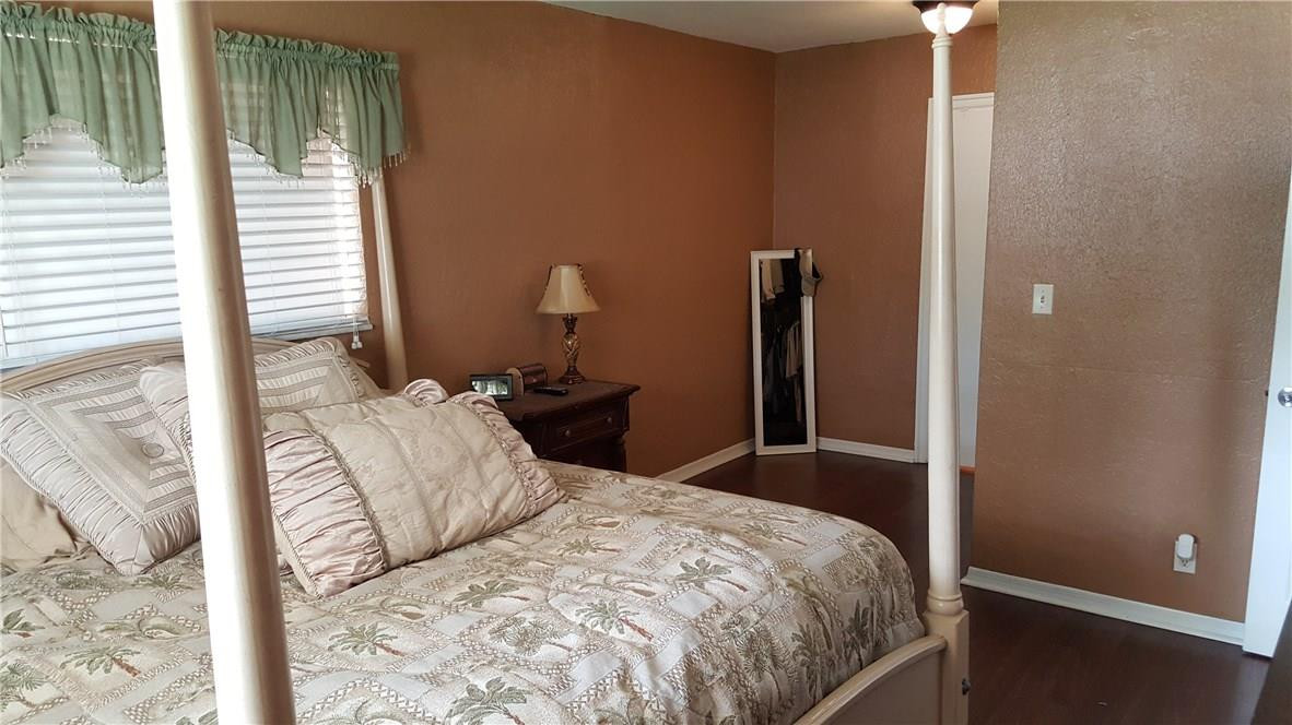 Silver Lake 51-31 B - Residential