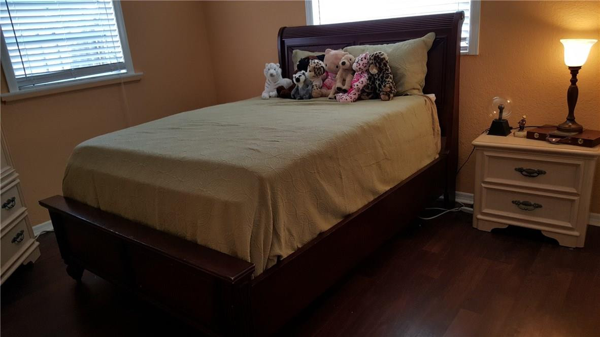 Silver Lake 51-31 B - Residential