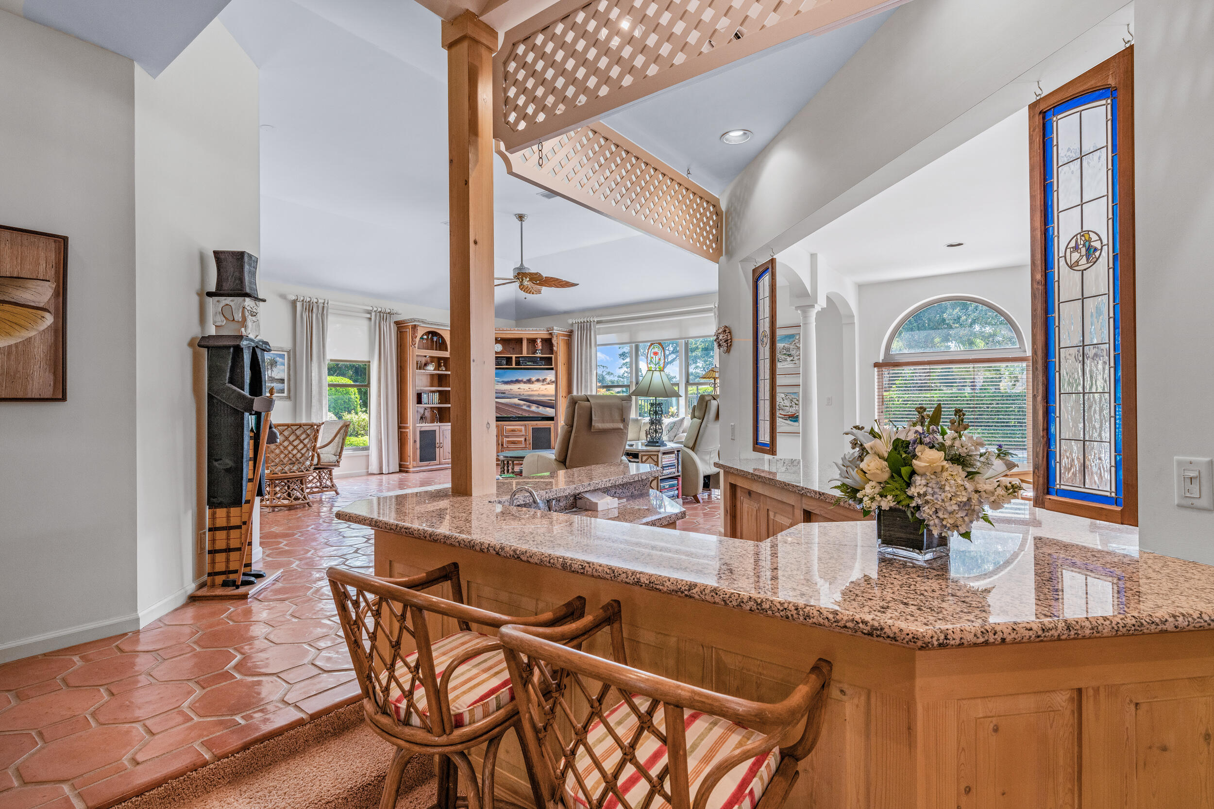 JUPITER HILLS VILLAGE - Residential