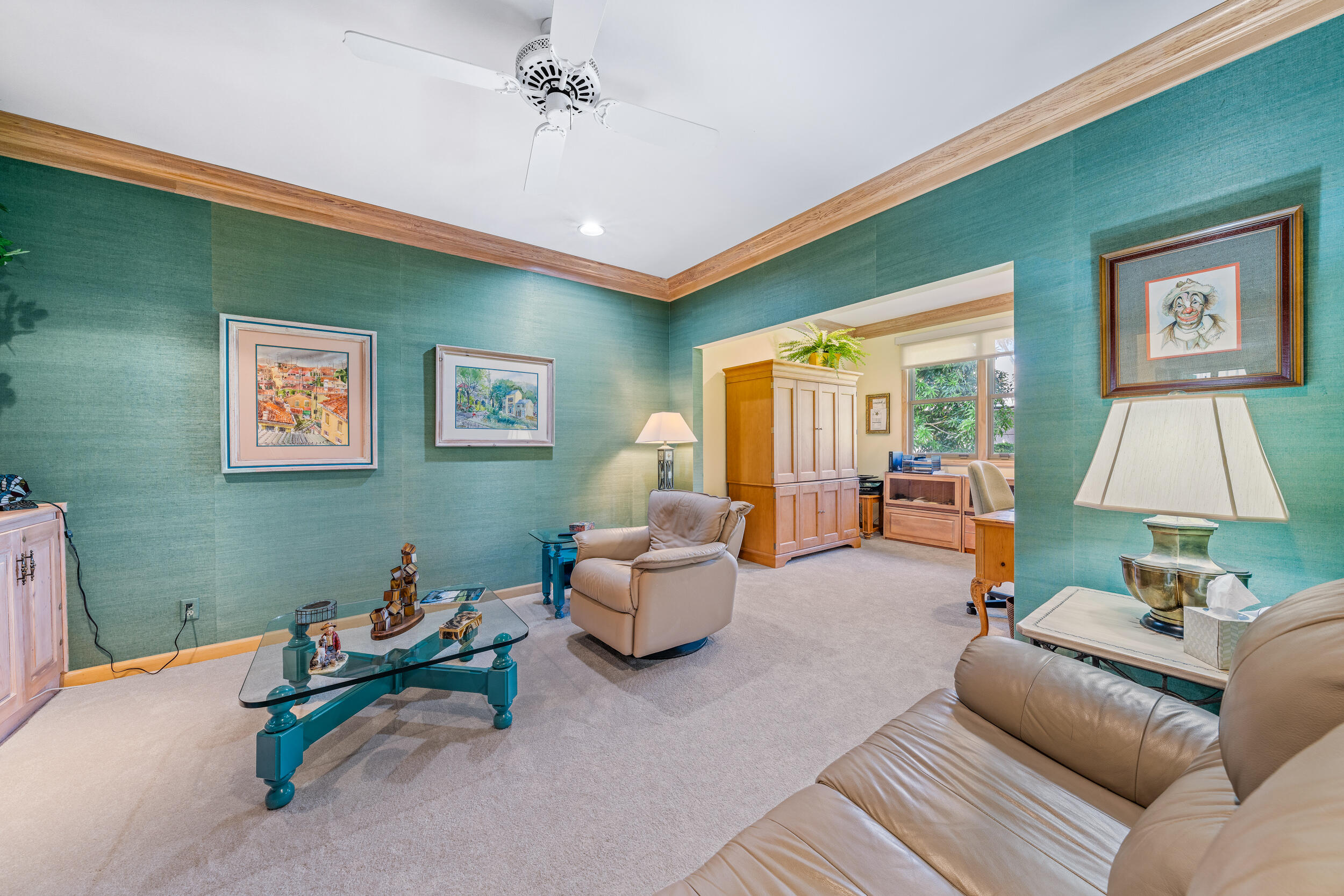 JUPITER HILLS VILLAGE - Residential