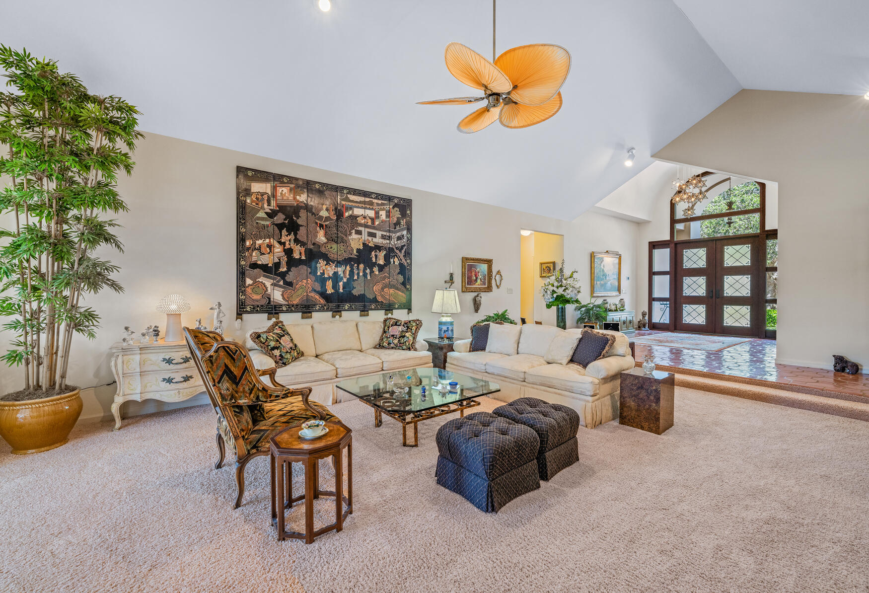 JUPITER HILLS VILLAGE - Residential