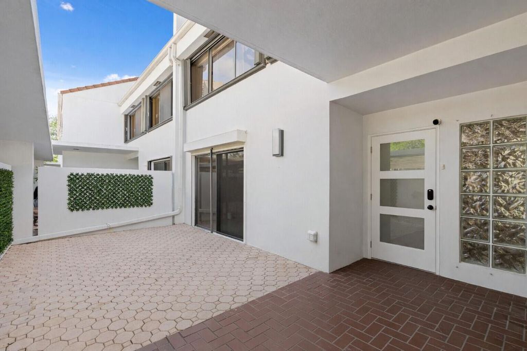 Photo of 2435 Presidential Way #E, West Palm Beach, FL 33401 (MLS # R11158909)