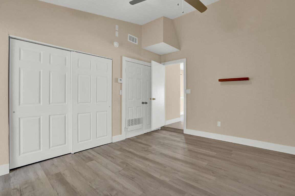 SPANISH VILLAGE - Residential