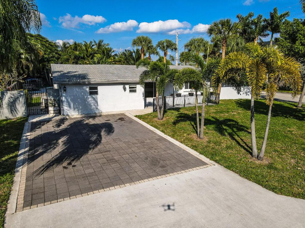 SPANISH VILLAGE - Residential