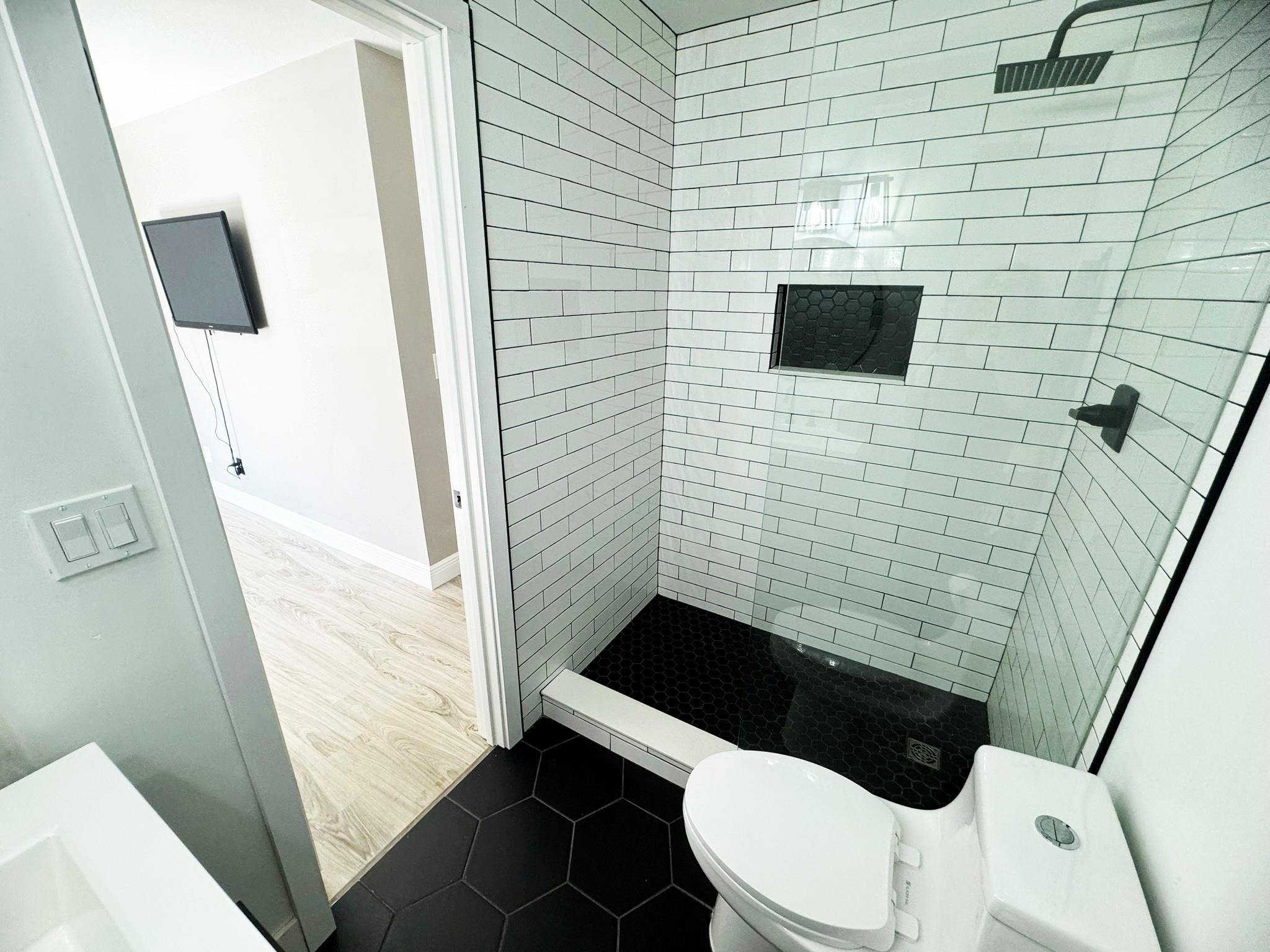 SANDTREE - Residential Lease