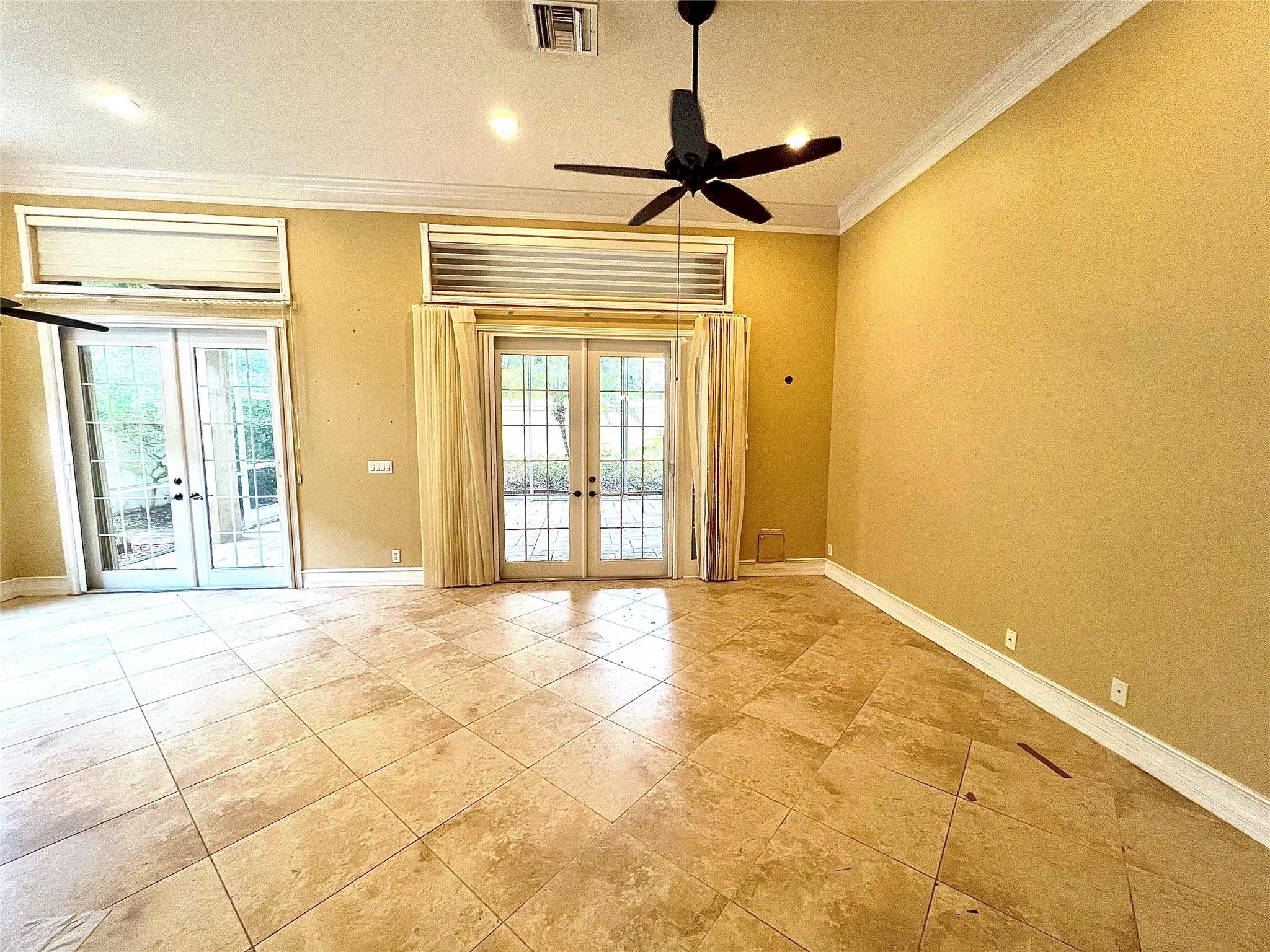 7200 Veneto Drive