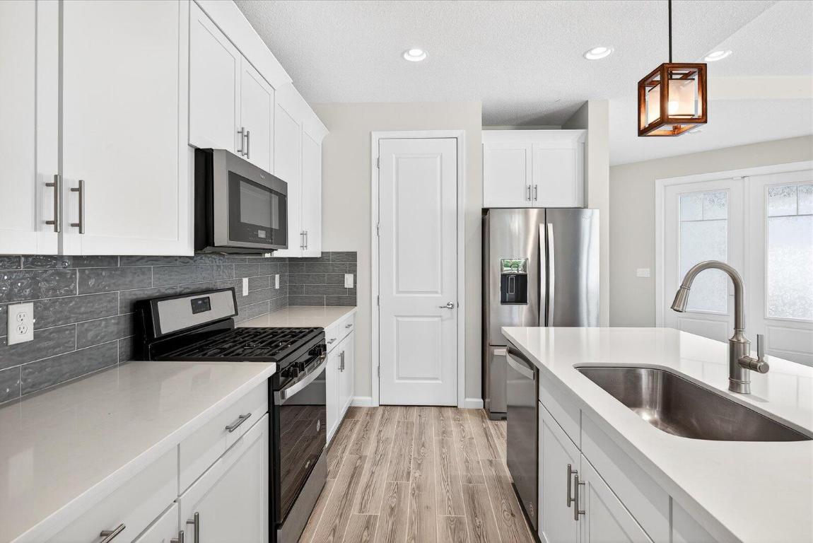 DISCOVERY WAY AT RIVERLAND PARCEL A - Residential