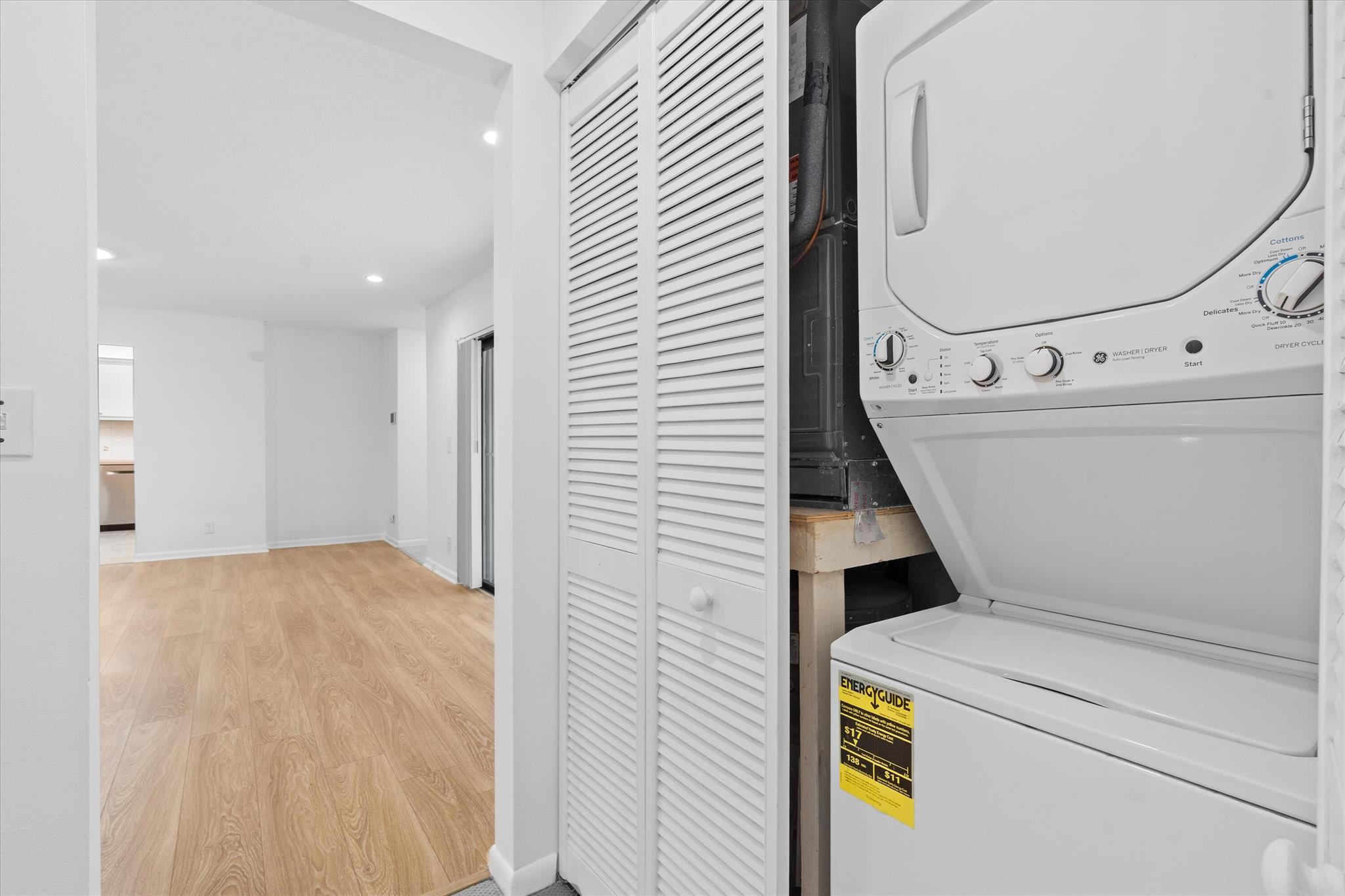 RAINBERRY BAY - Residential