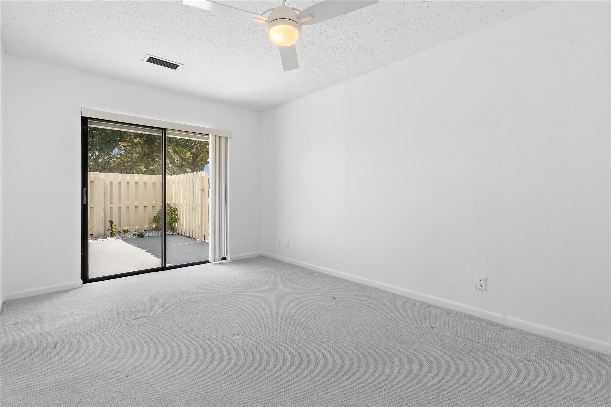 RAINBERRY BAY - Residential