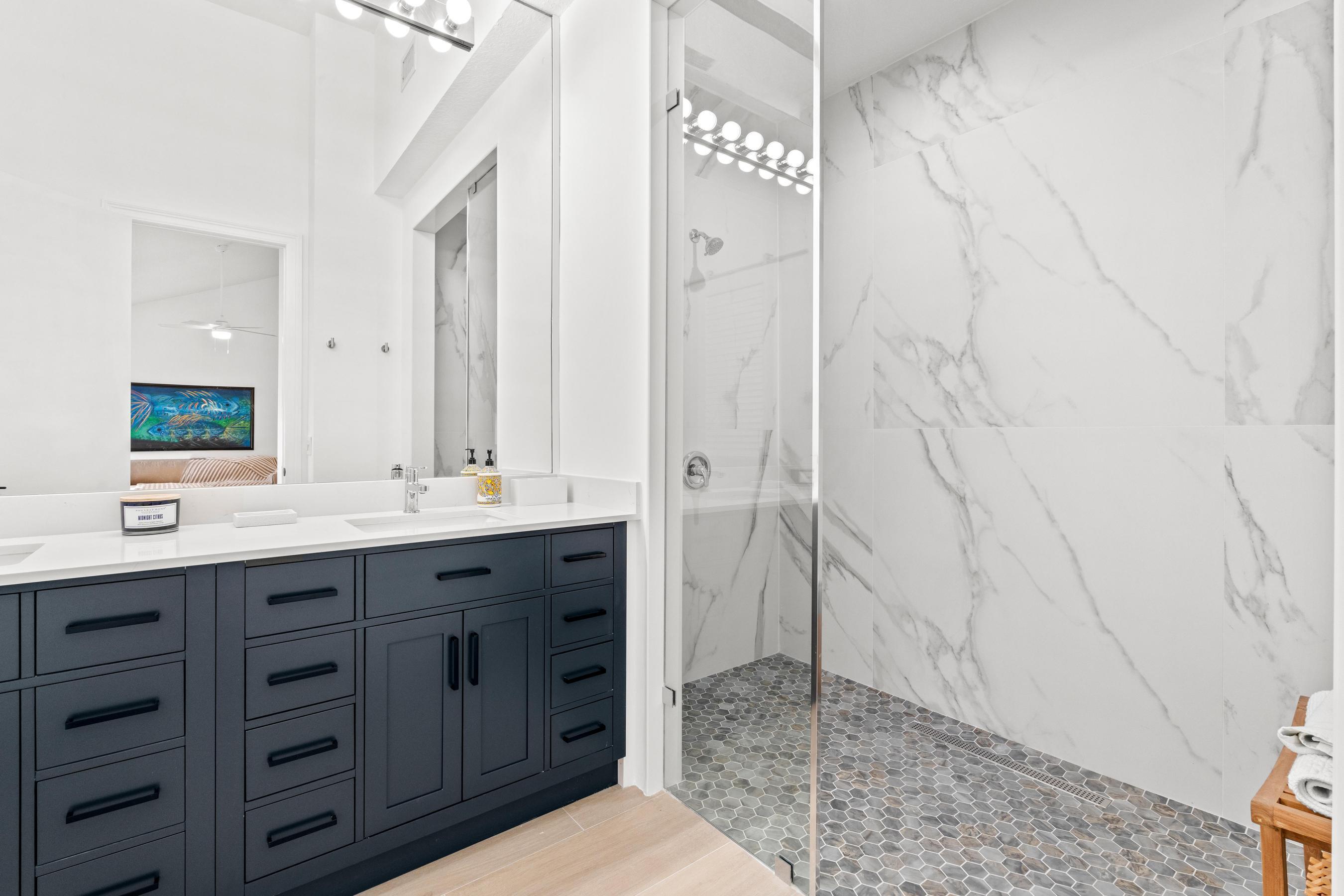 WINDSOR WAY 1 - Residential