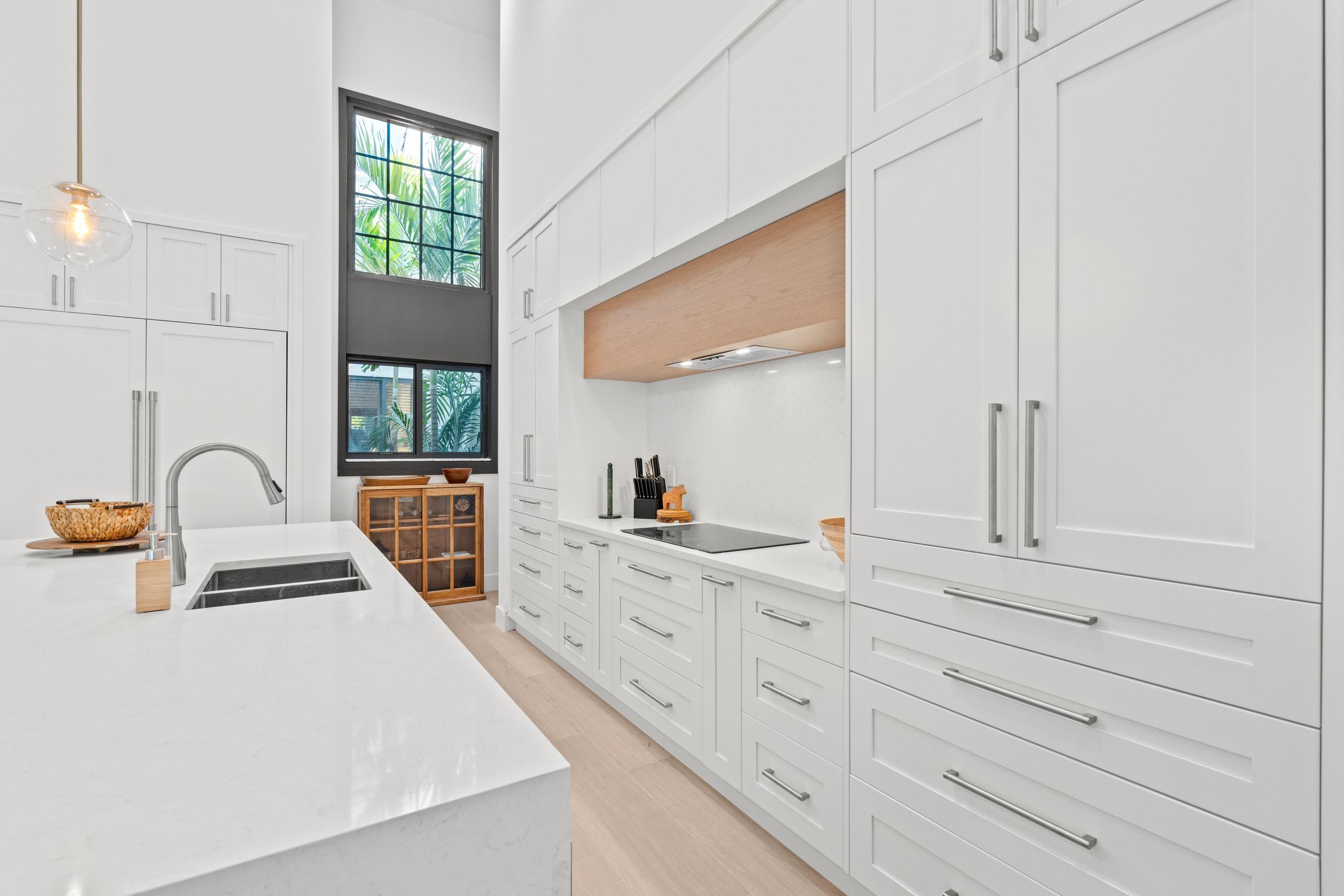 WINDSOR WAY 1 - Residential