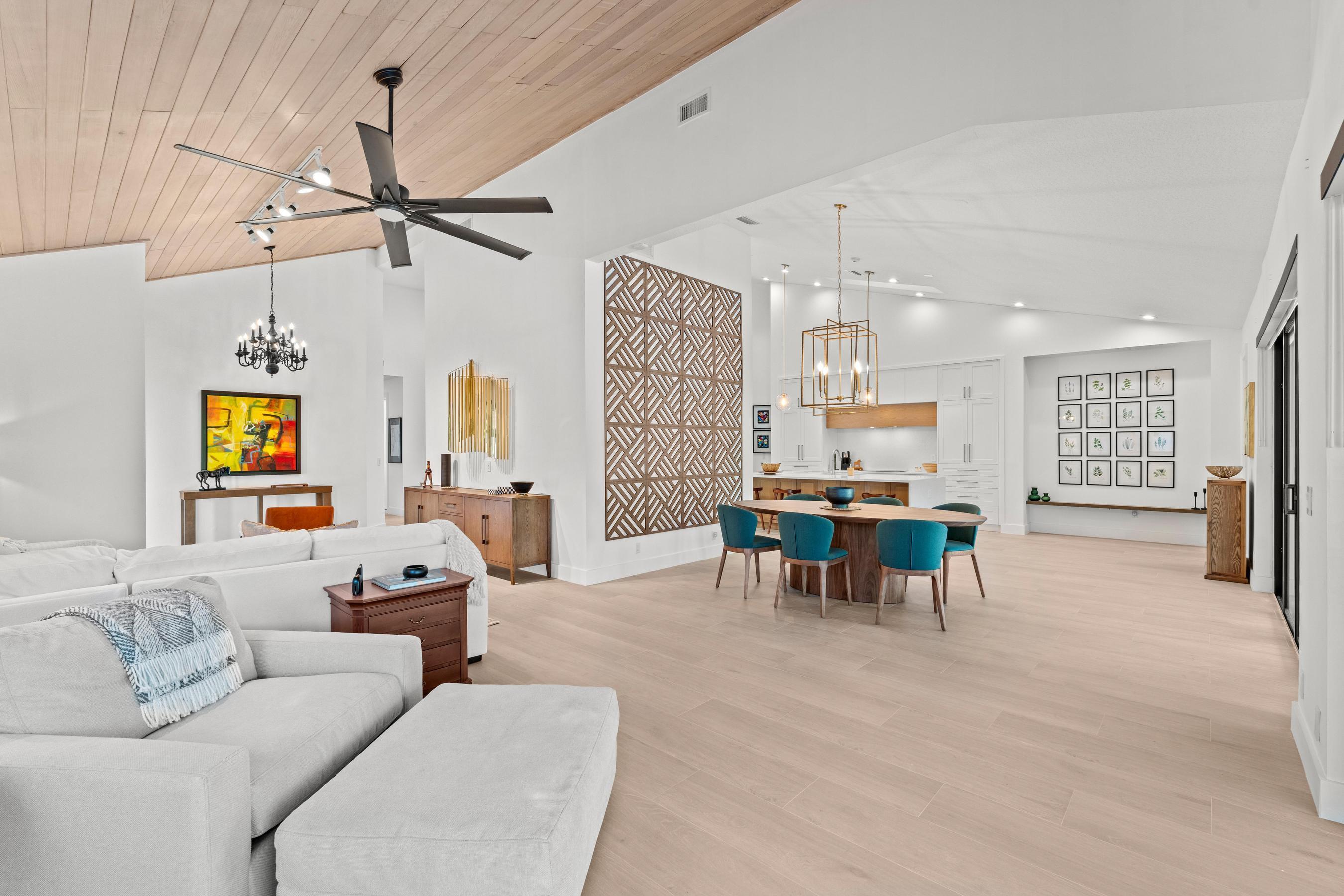 WINDSOR WAY 1 - Residential