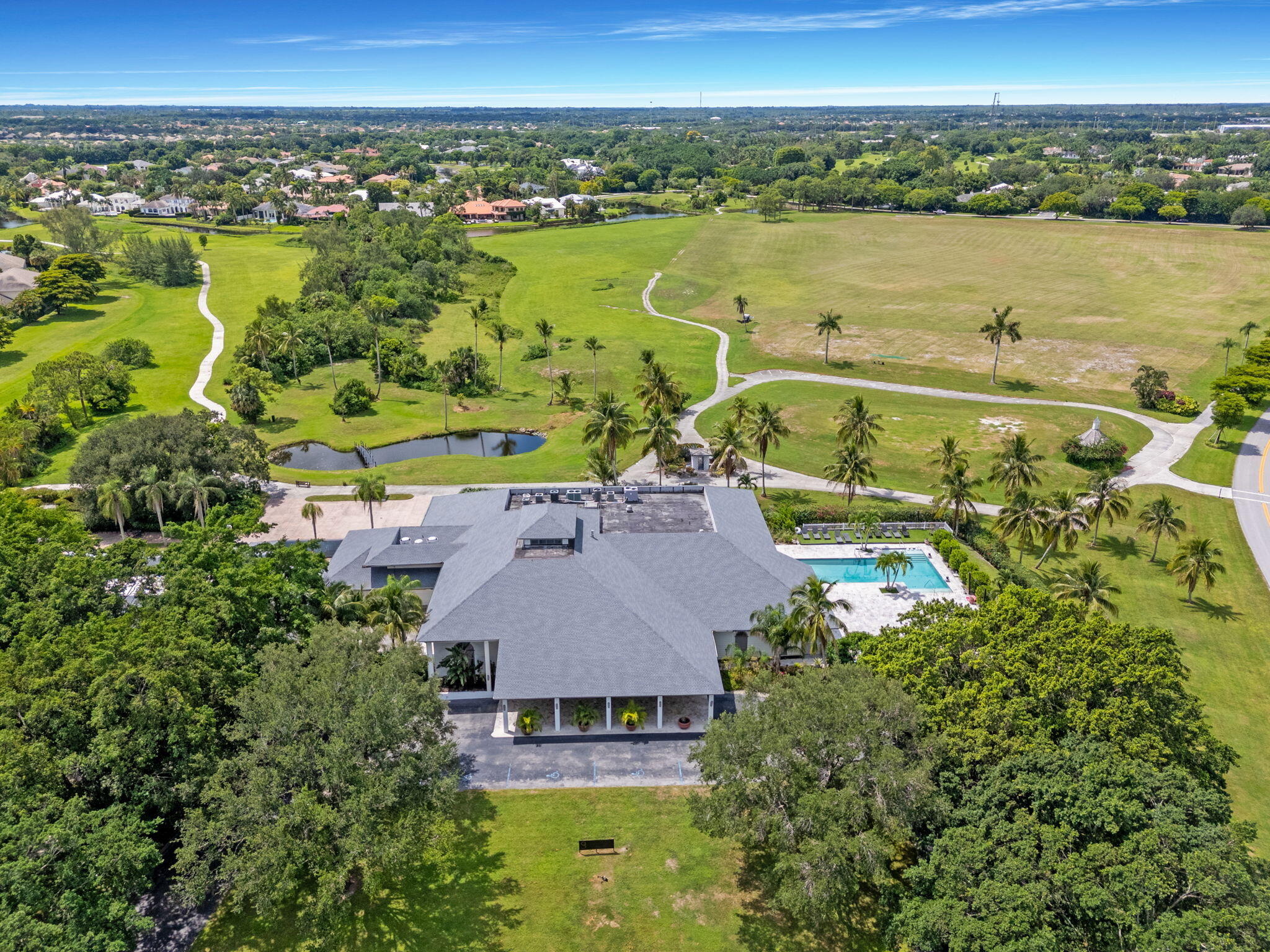 WINDSOR WAY 1 - Residential