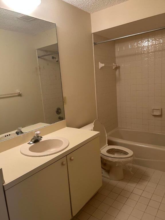 WILLIAMSBURG AT HERITAGE RIDGE CONDO - Residential