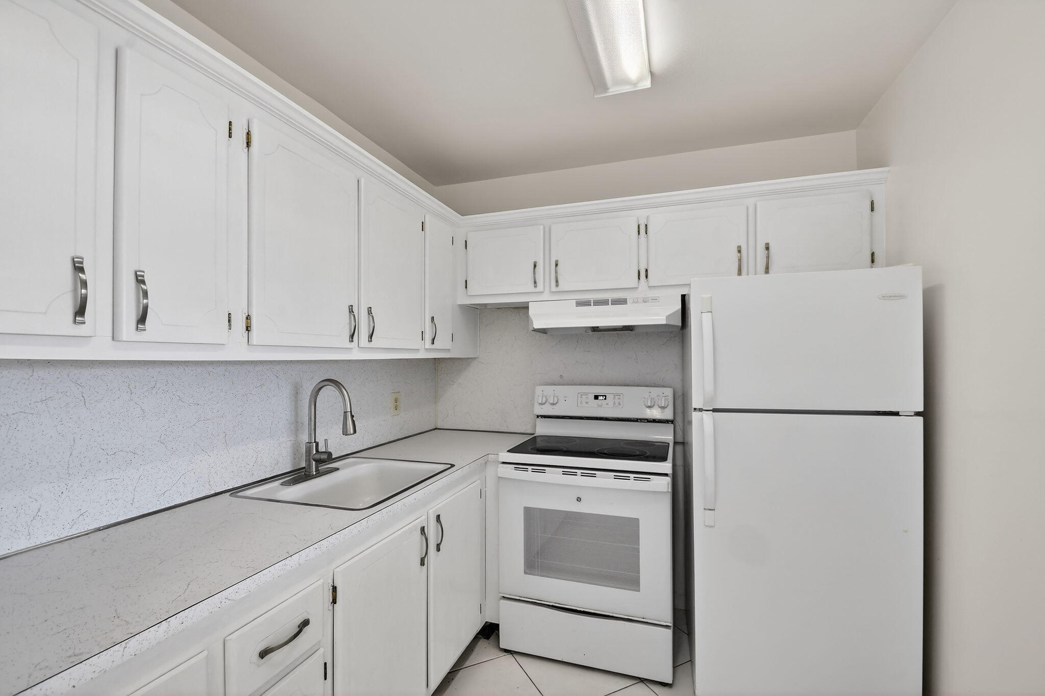 NORTHAMPTON CONDOS - Residential Lease