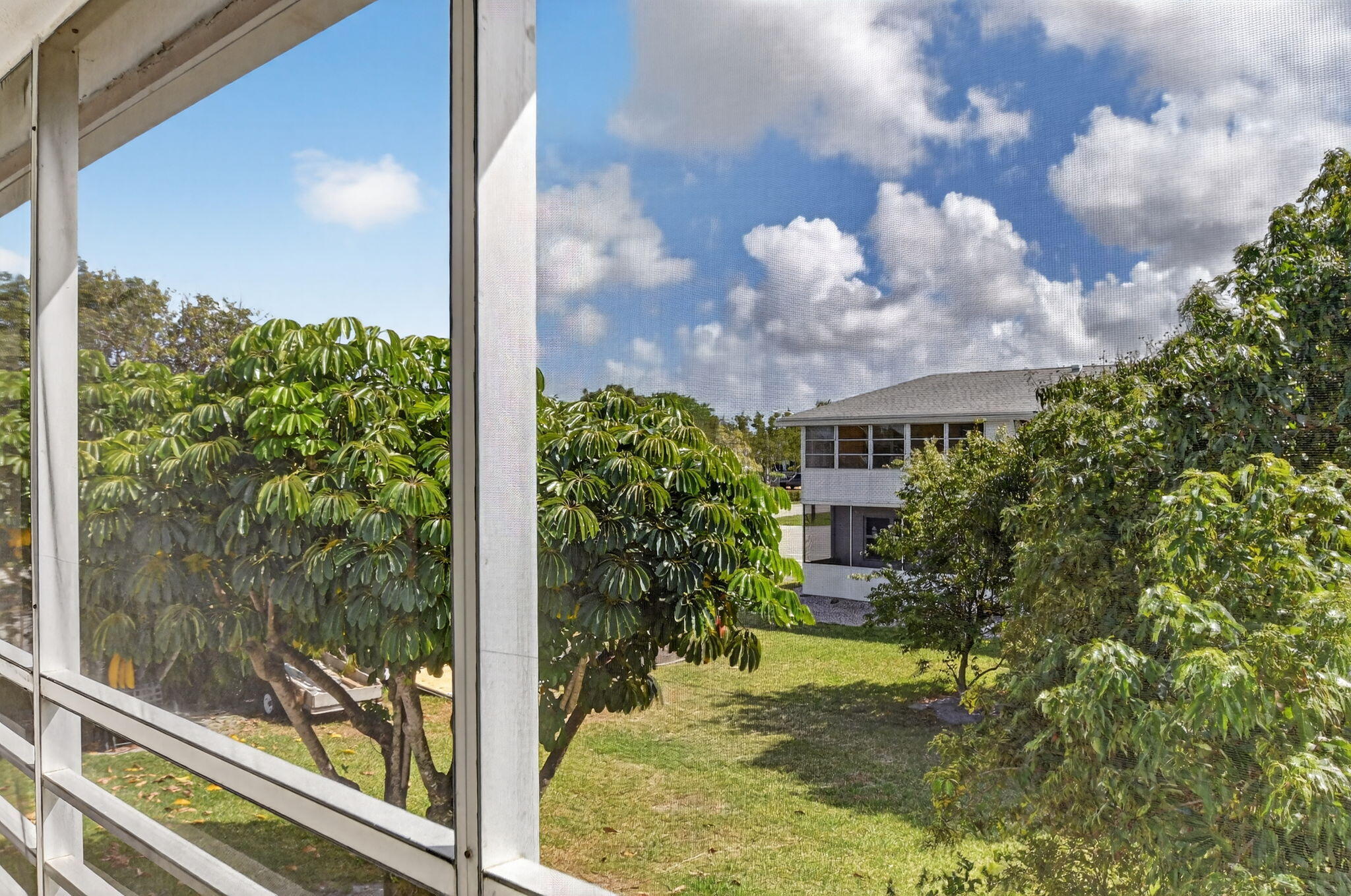 NORTHAMPTON CONDOS - Residential Lease