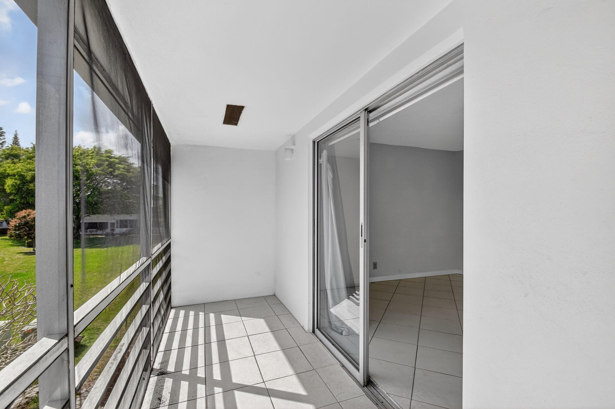 NORTHAMPTON CONDOS - Residential Lease