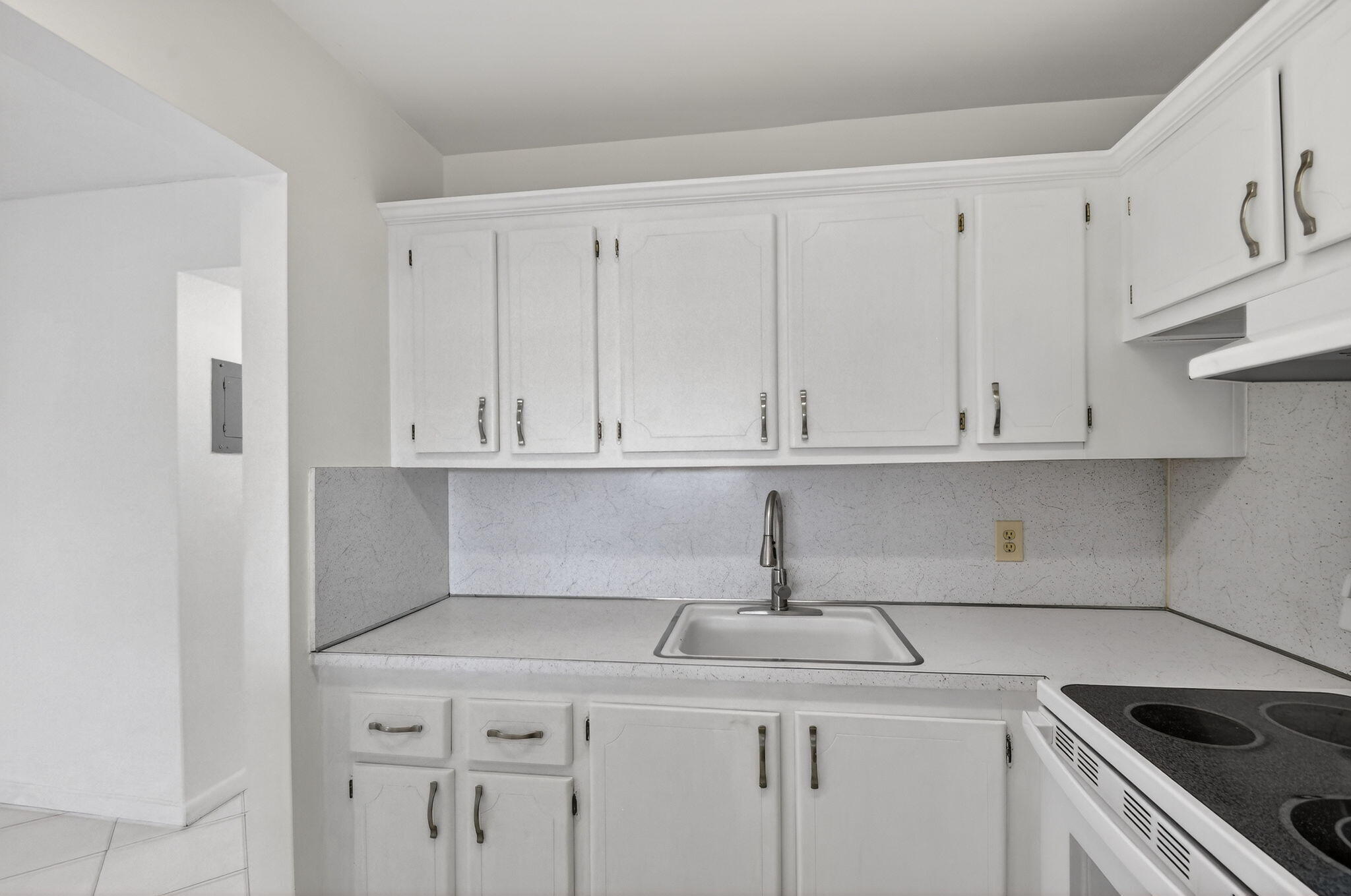 NORTHAMPTON CONDOS - Residential Lease