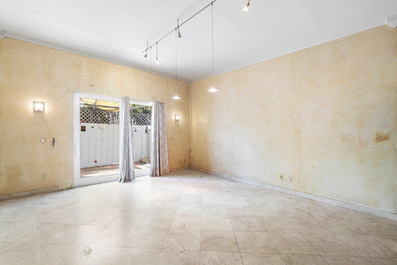 BLOUNT BROS POMPANO BEACH - Residential