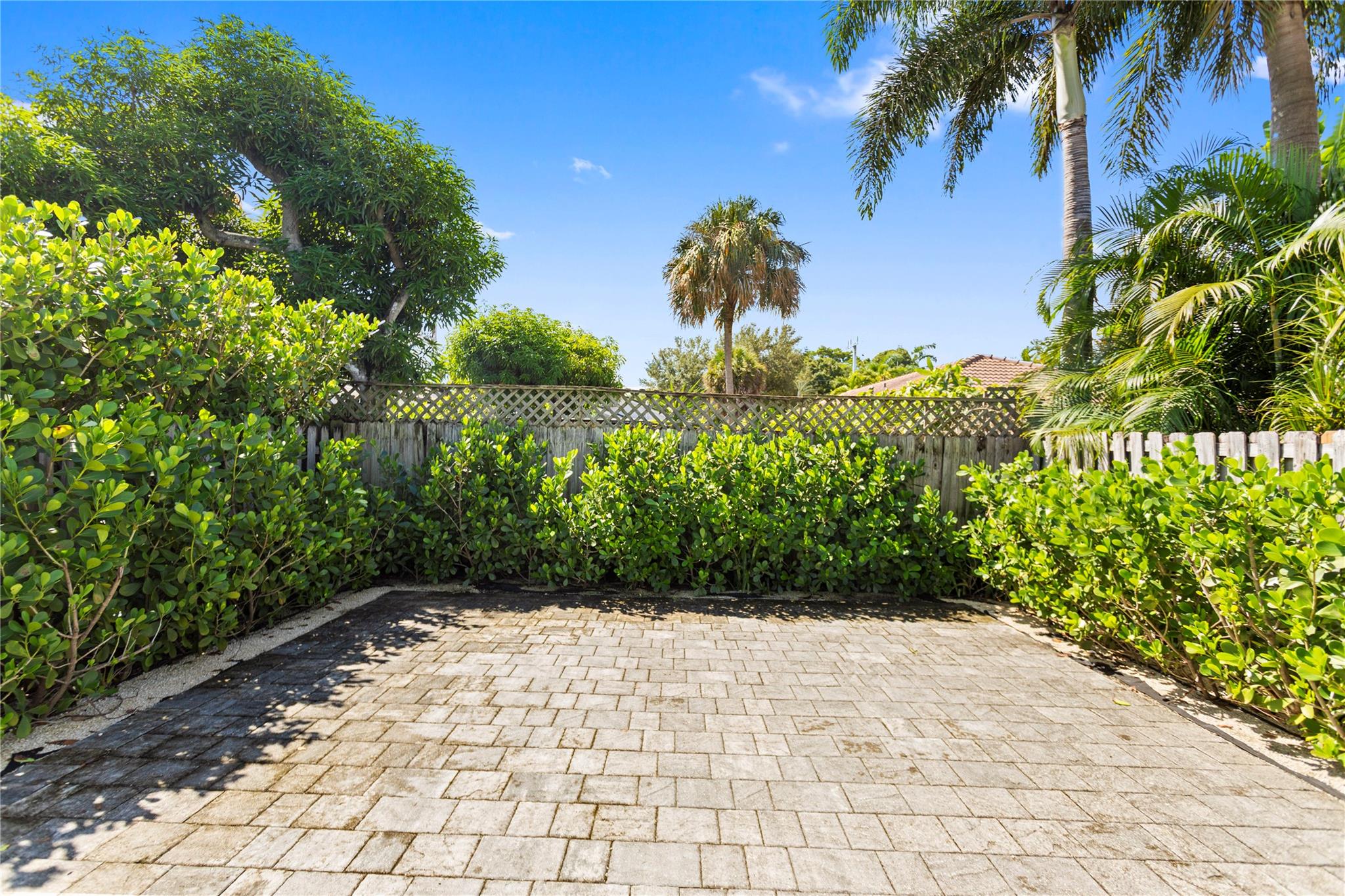 Oakland Park 2-38 B - Residential Income