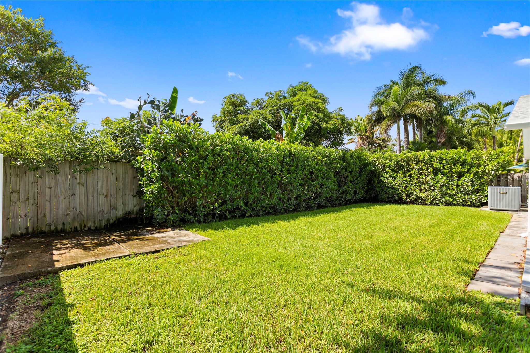 Oakland Park 2-38 B - Residential Income