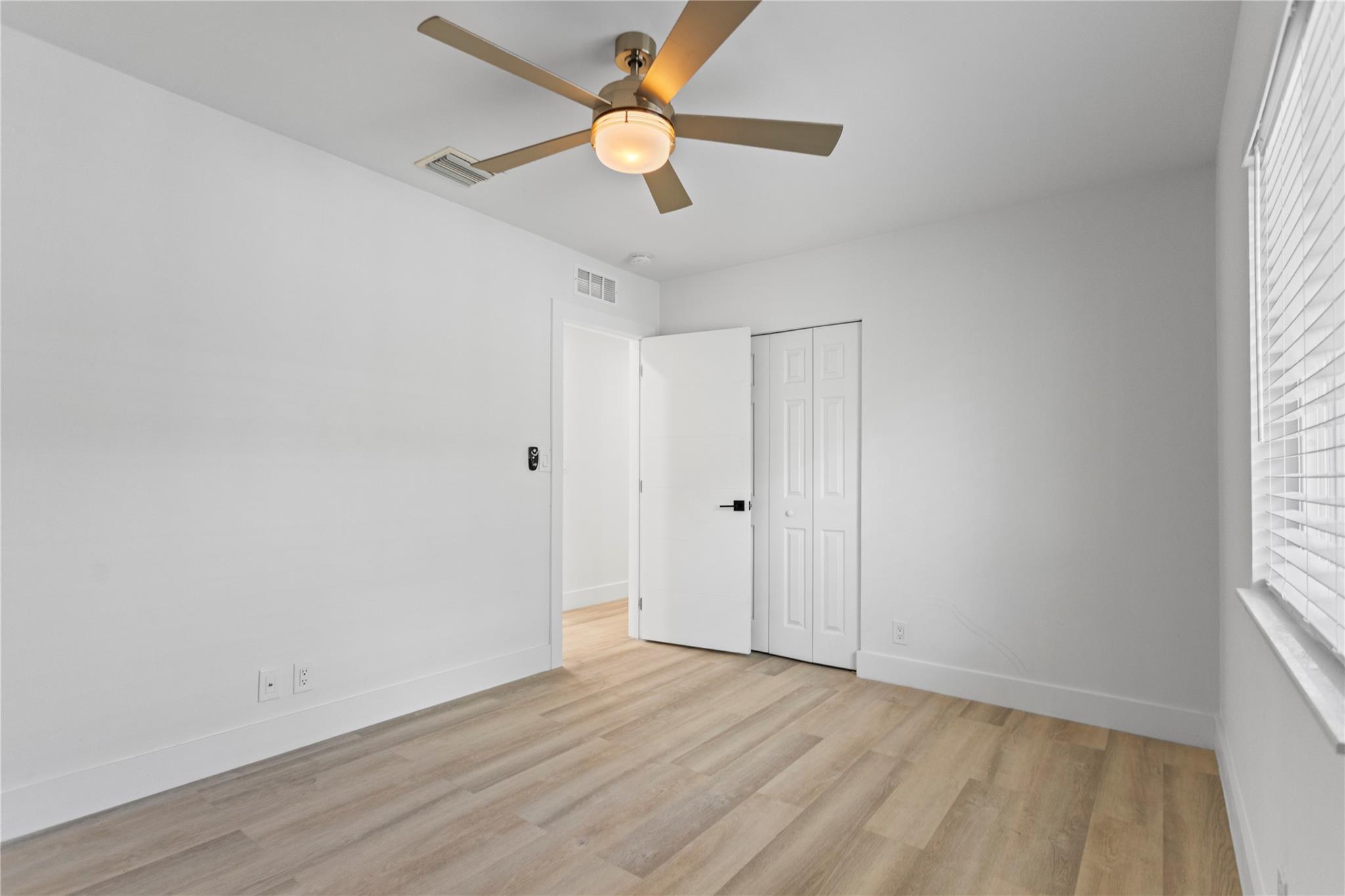 Oakland Park 2-38 B - Residential Income