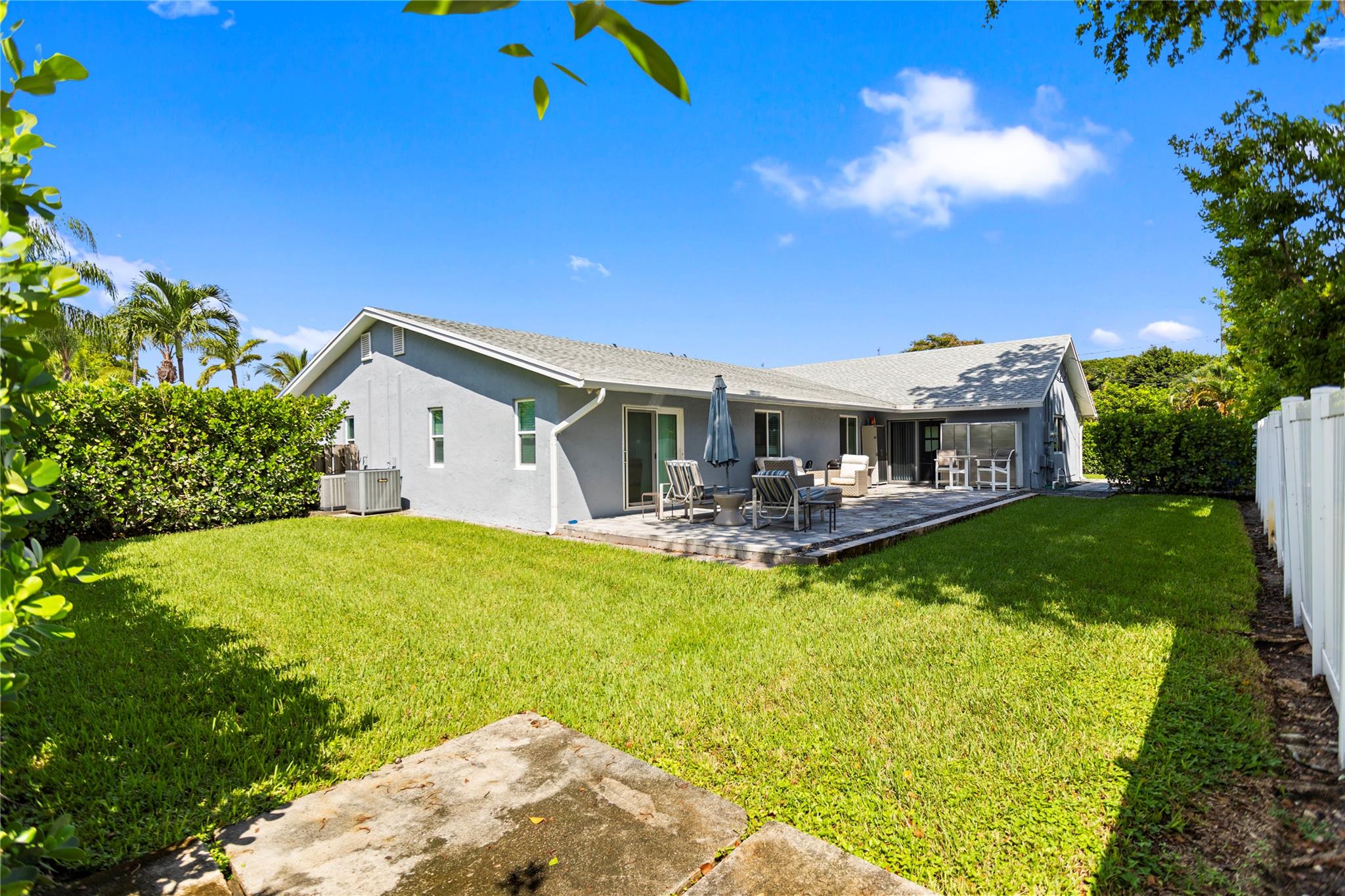 Oakland Park 2-38 B - Residential Income